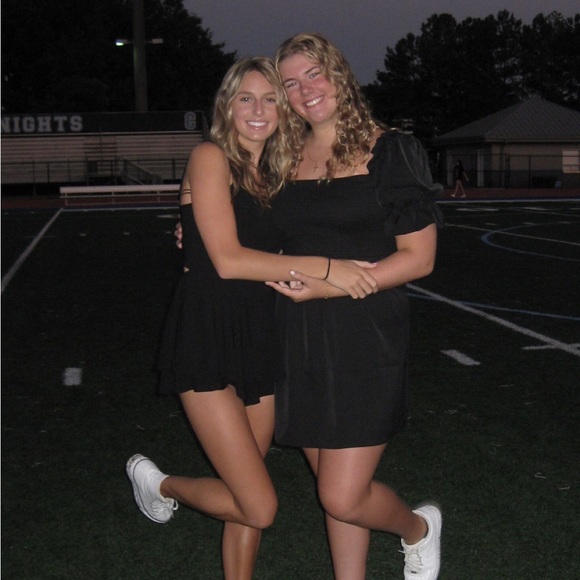 Meet your Posher, Michaela - Picture 4 of 4